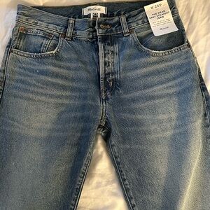 NWT Madewell Petite Dean Easy Straight Jeans